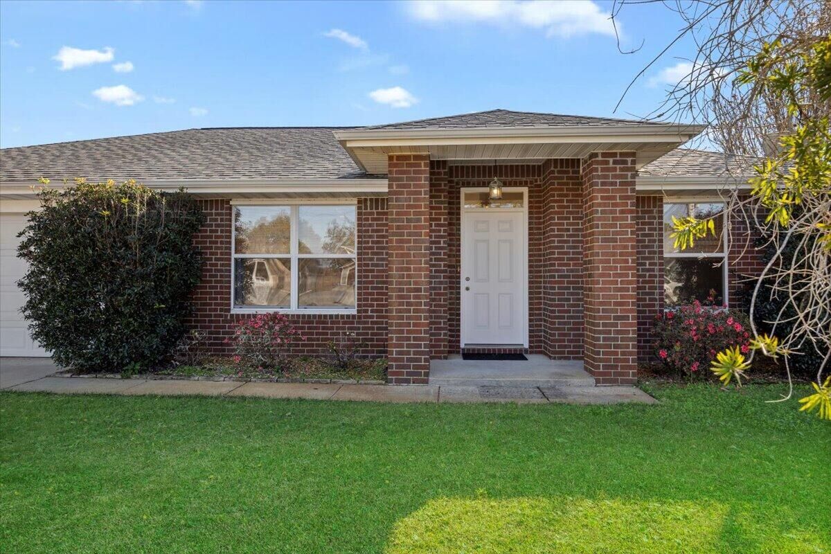 Property Photo:  4361 Martha Court  FL 32562 