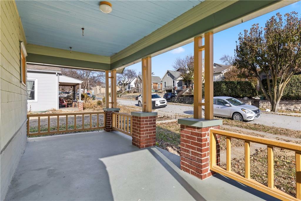 Property Photo:  4512 Cambridge Street  KS 66103 