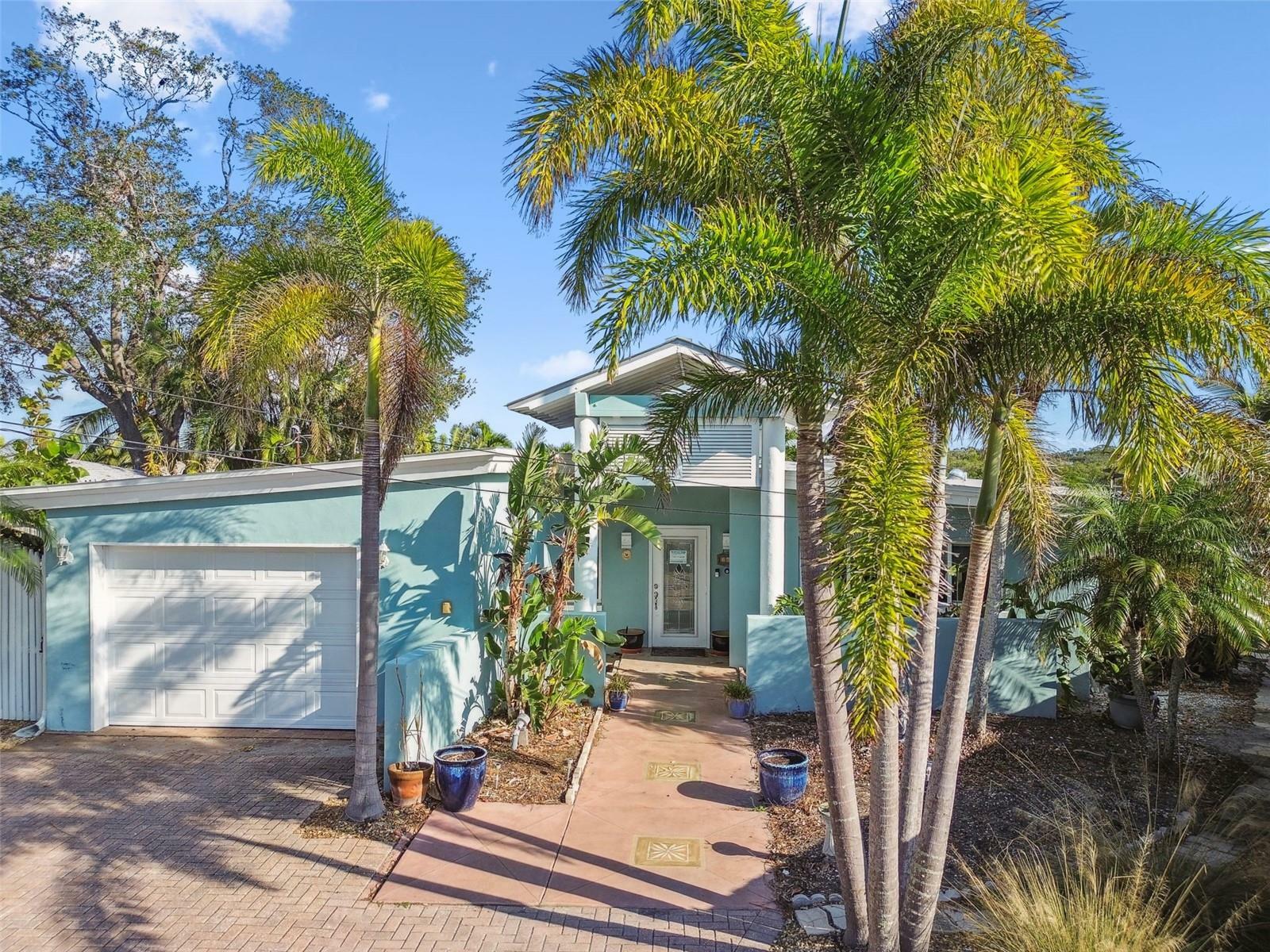 Property Photo:  363 Bahia Vista Drive  FL 33785 