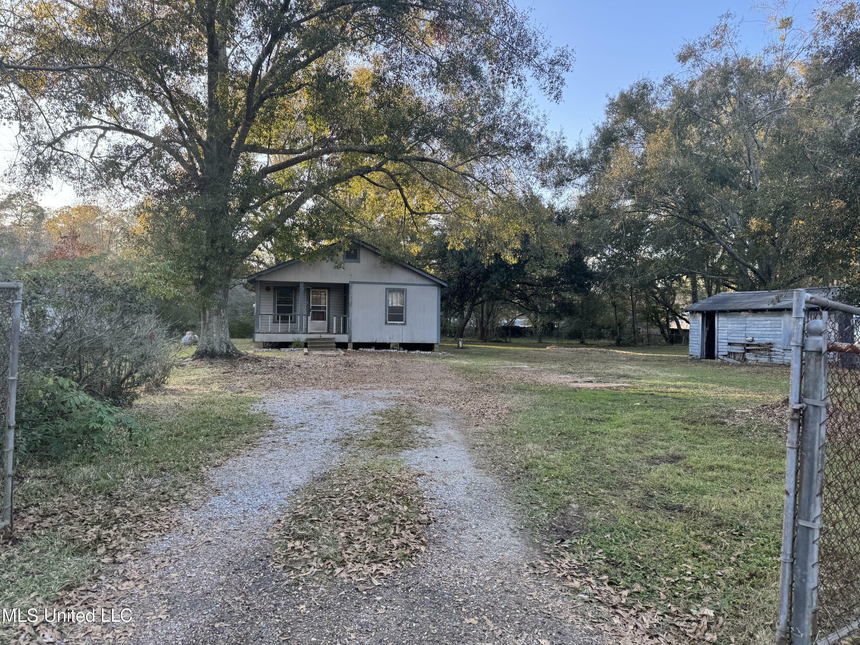 Property Photo:  7313 Martin Bluff Road  MS 39553 