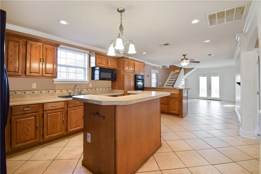 Property Photo:  3000 Arlington Street  LA 70121 