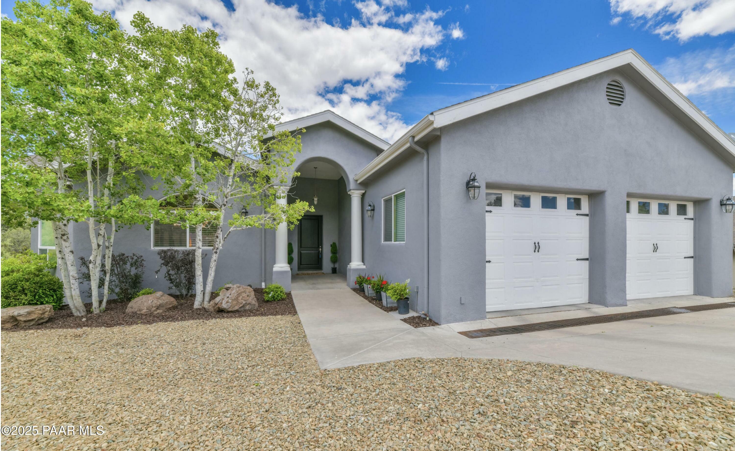 Property Photo:  1612 Eagle Point Drive  AZ 86301 