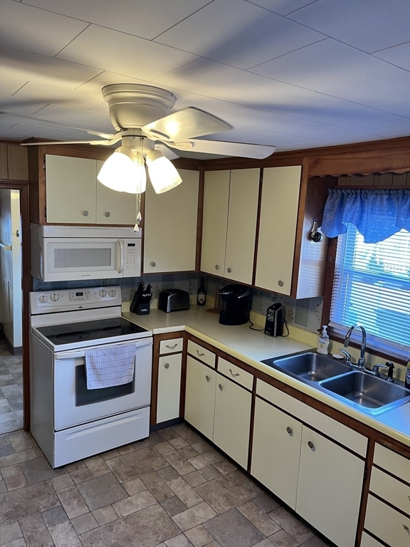 Property Photo: 17 Lakeshore Dr MA 02019