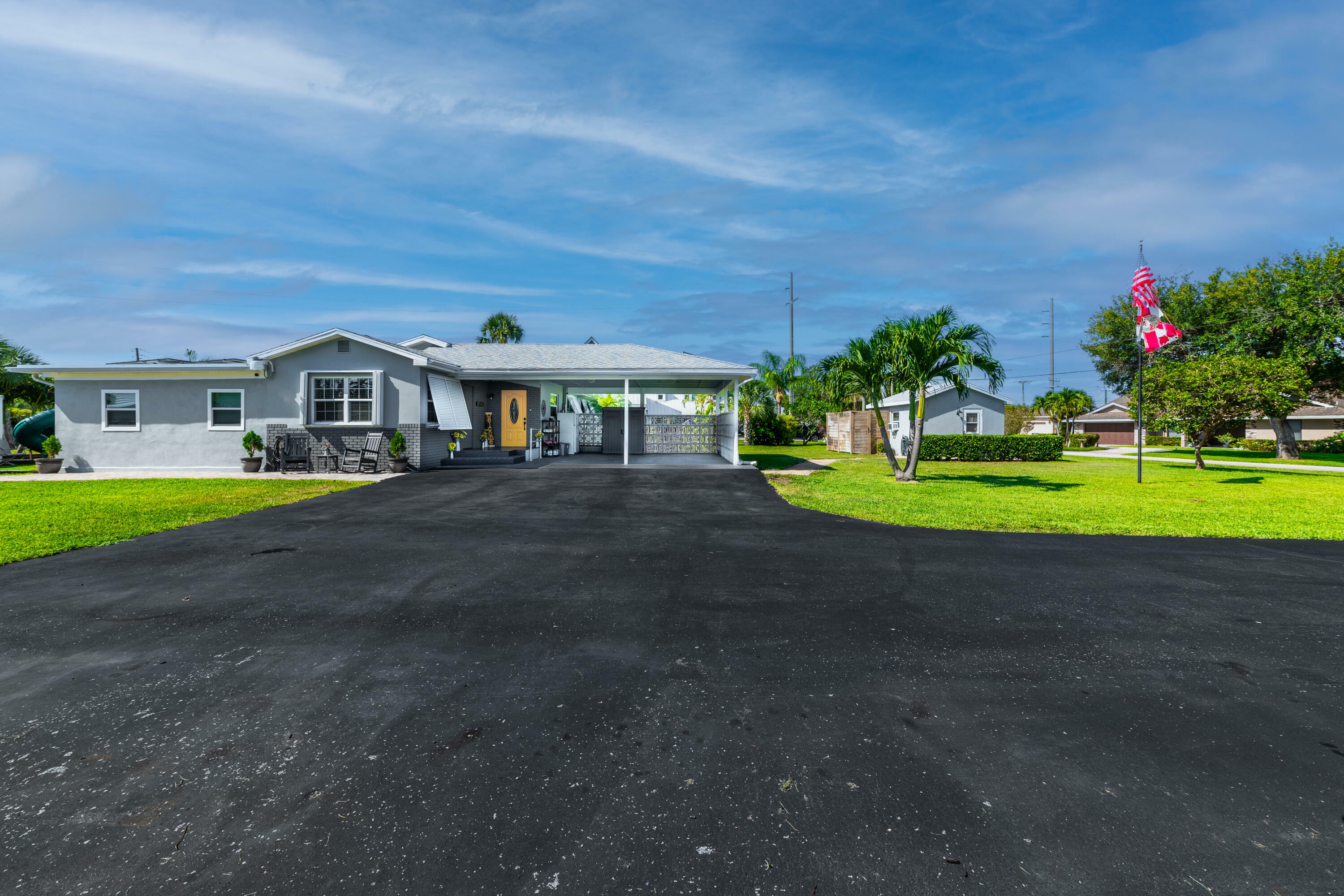 Property Photo:  7100 Thompson Road  FL 33426 