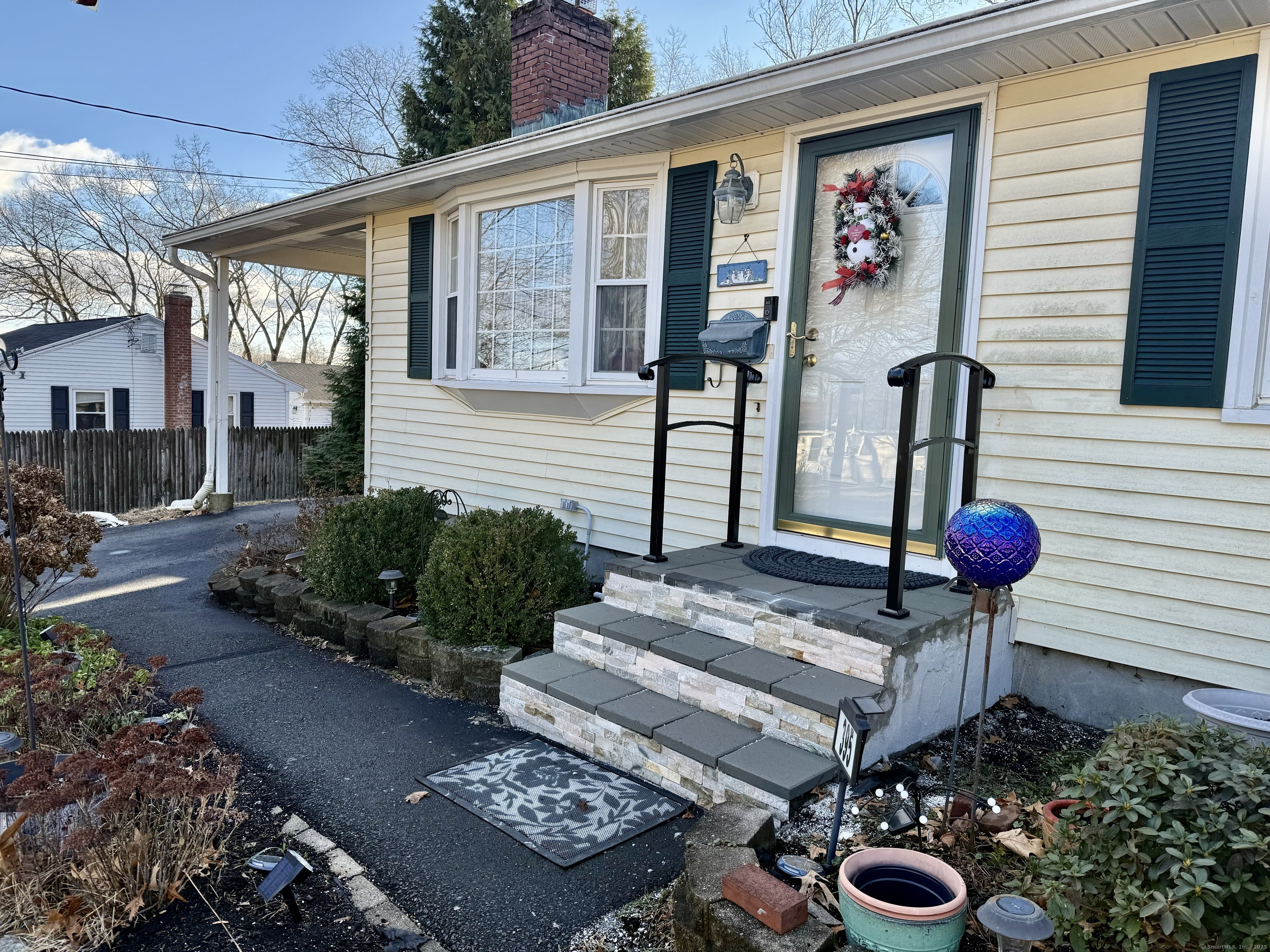 Property Photo:  395 South Elm Street  CT 06096 