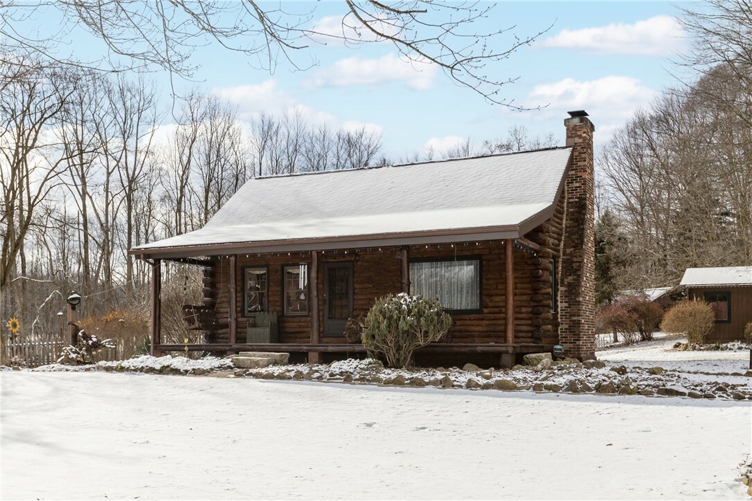 Property Photo:  828 Clintonville Rd  PA 16137 