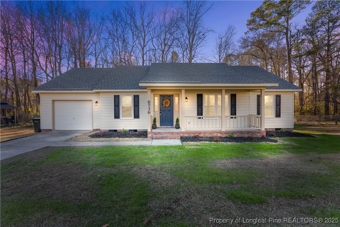 Property Photo:  6716 Potters Court  NC 28314 