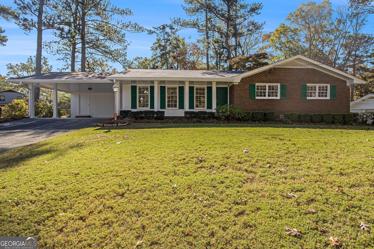 Property Photo: 2540 Thornton Drive GA 30349