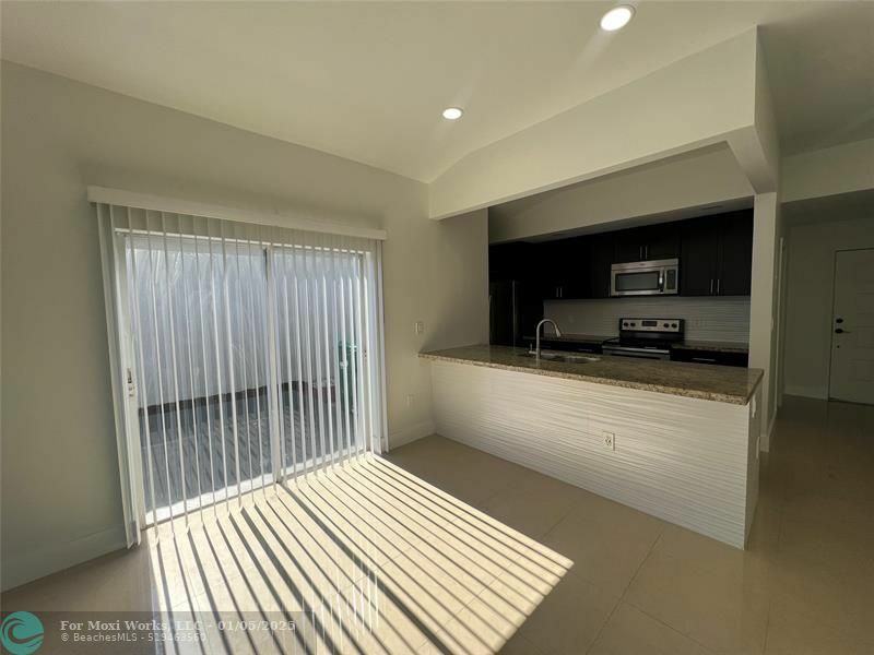 Property Photo:  5212 NW 186th Ter  FL 33055 