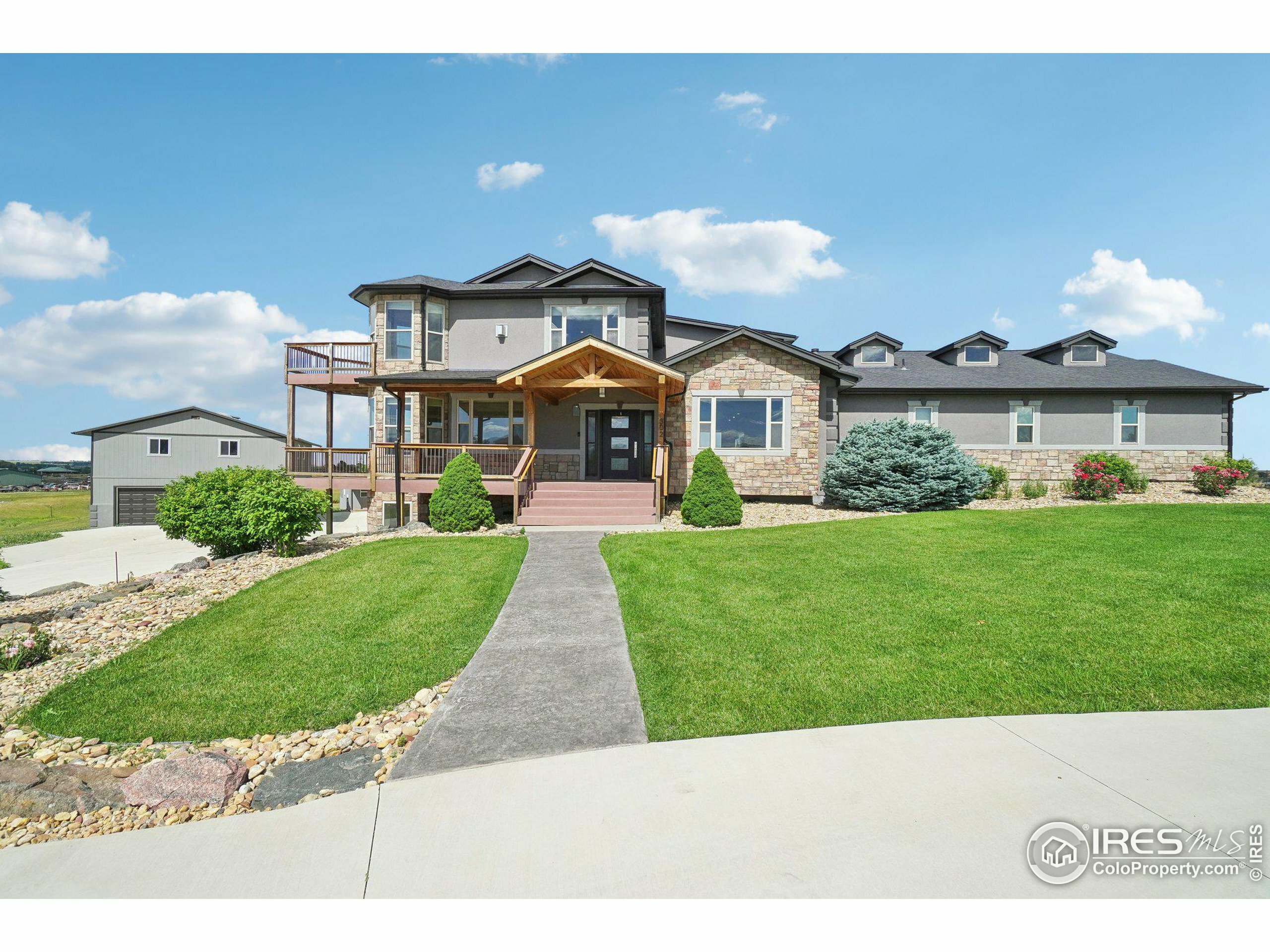 302 Dove Ln  Berthoud CO 80513 photo