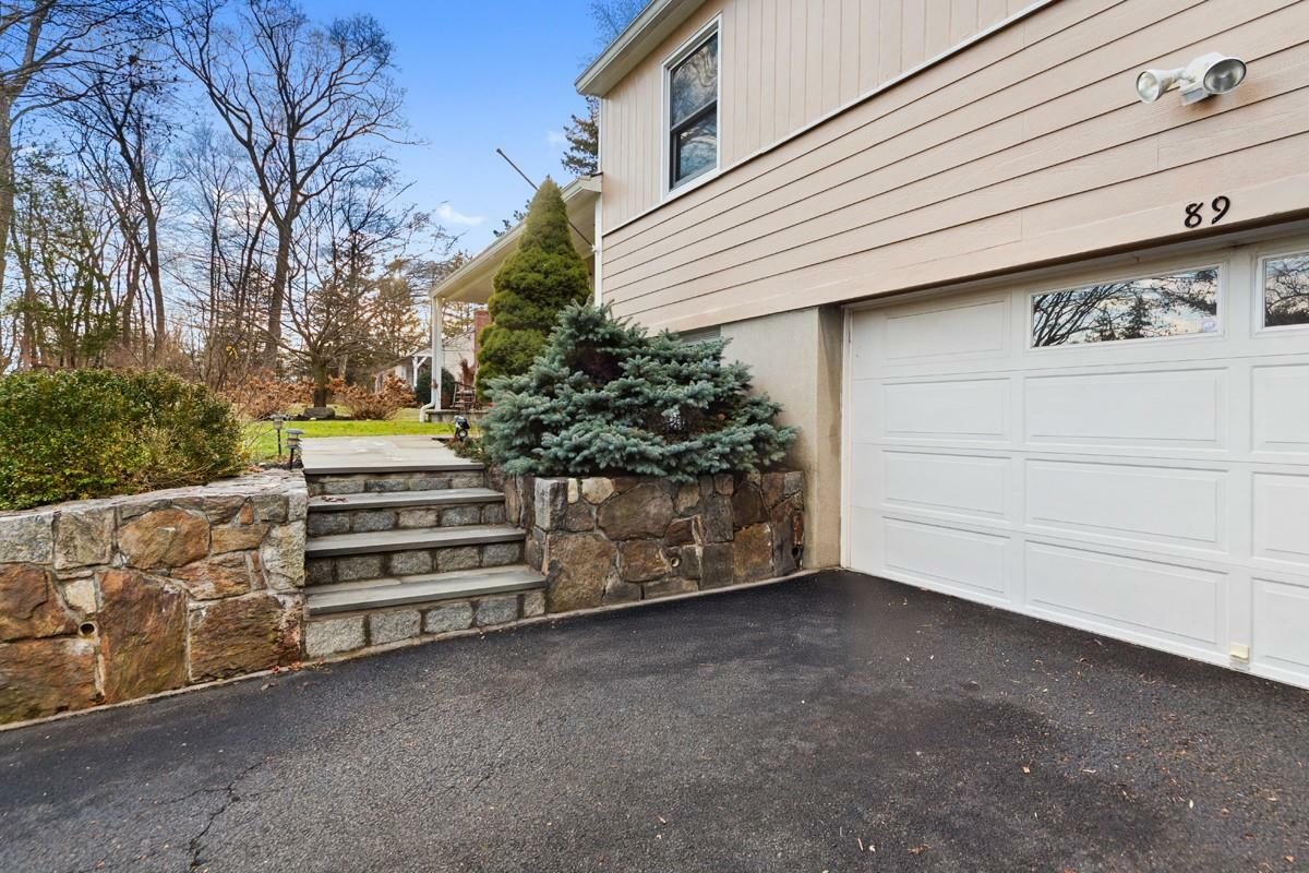 Property Photo:  89 Morningside Drive  NY 10562 