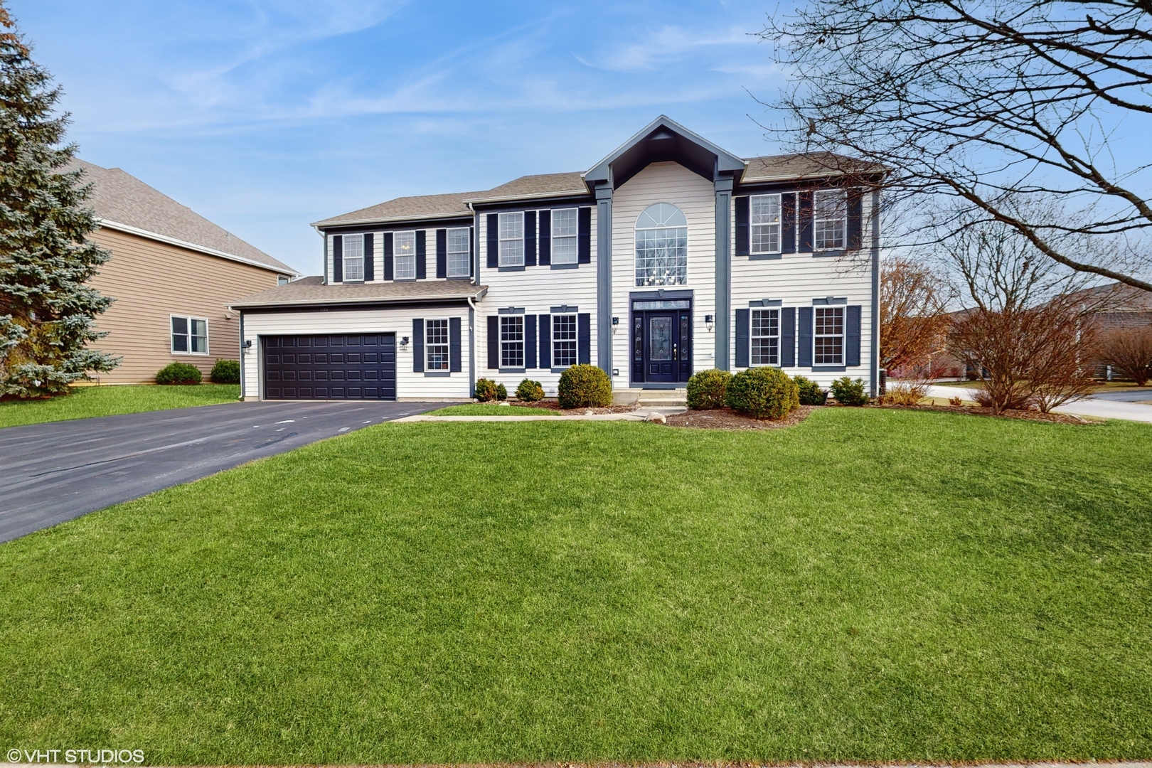 Property Photo:  1188 Ridgewood Circle  IL 60156 