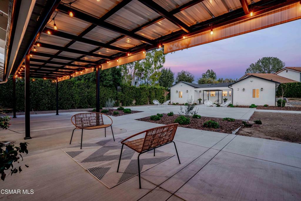 Property Photo: 568 Bristol Avenue CA 93065