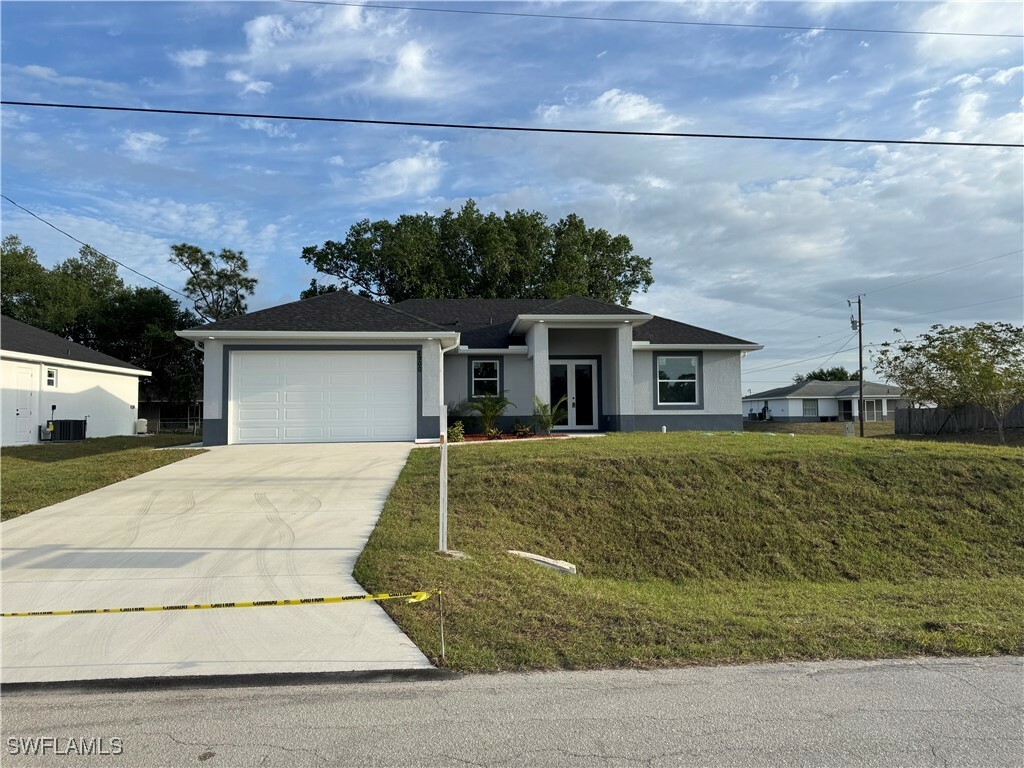 Property Photo: 2900 49th Street SW FL 33976