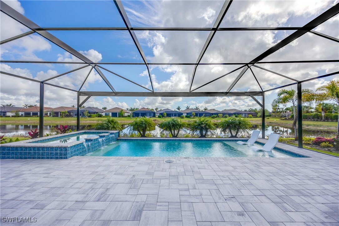 Property Photo:  15140 Pescara Street  FL 34114 