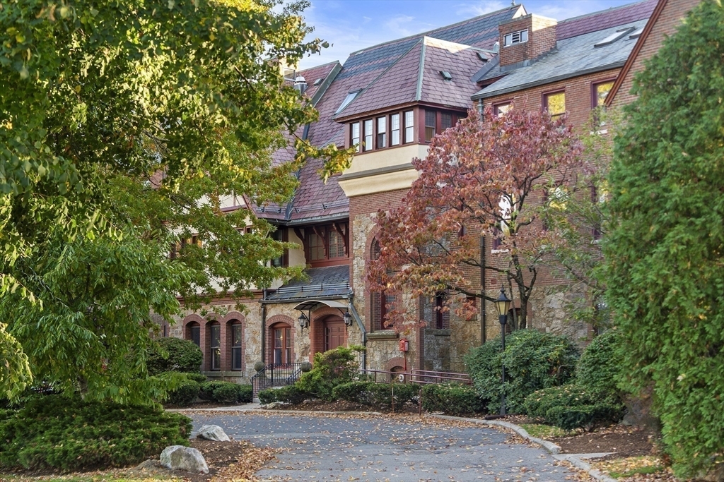 Property Photo: 456 Belmont St 14 MA 02472