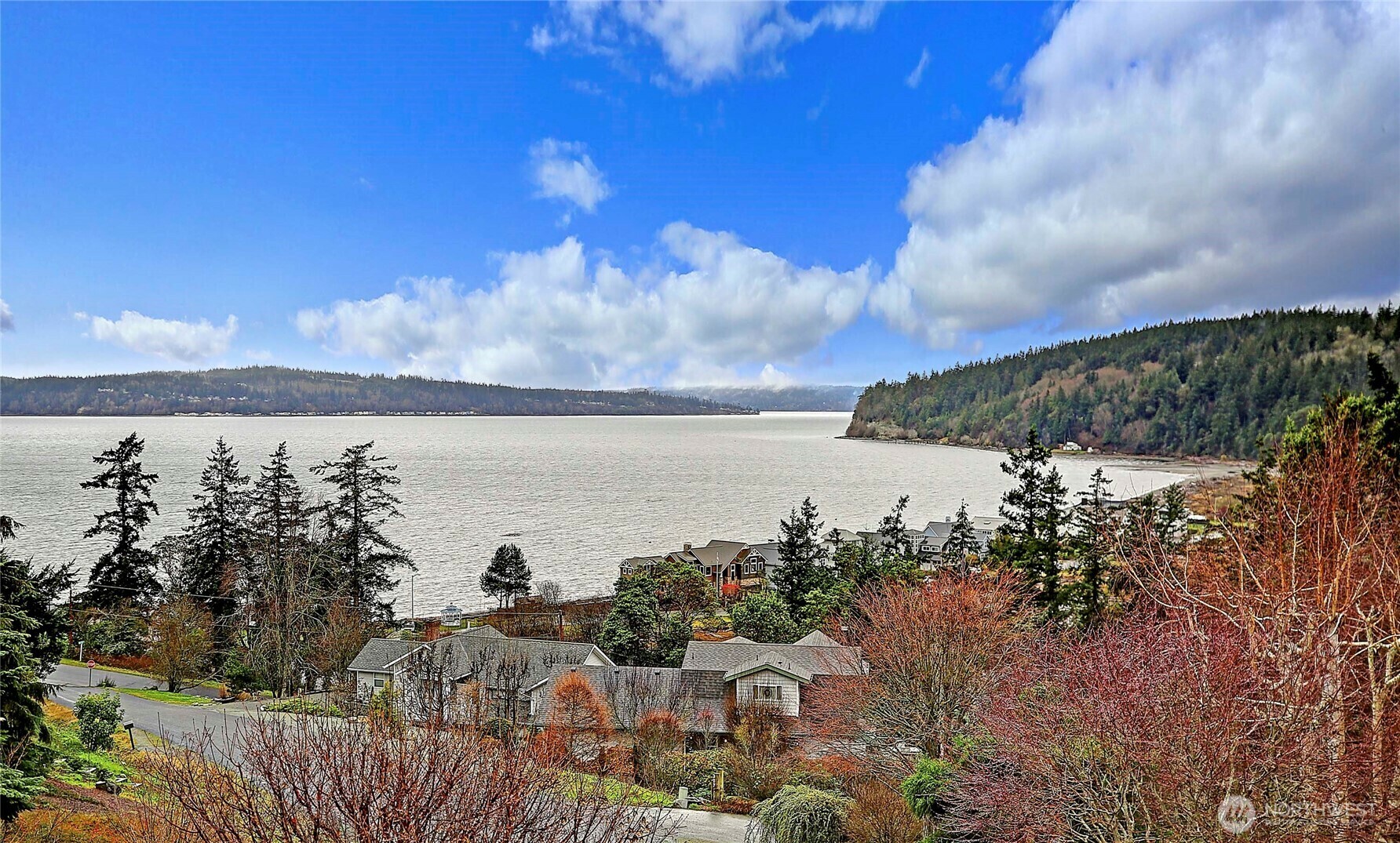 Property Photo: 337 Moana Drive WA 98282