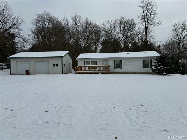 Property Photo: 24 Springer Lane MI 48412