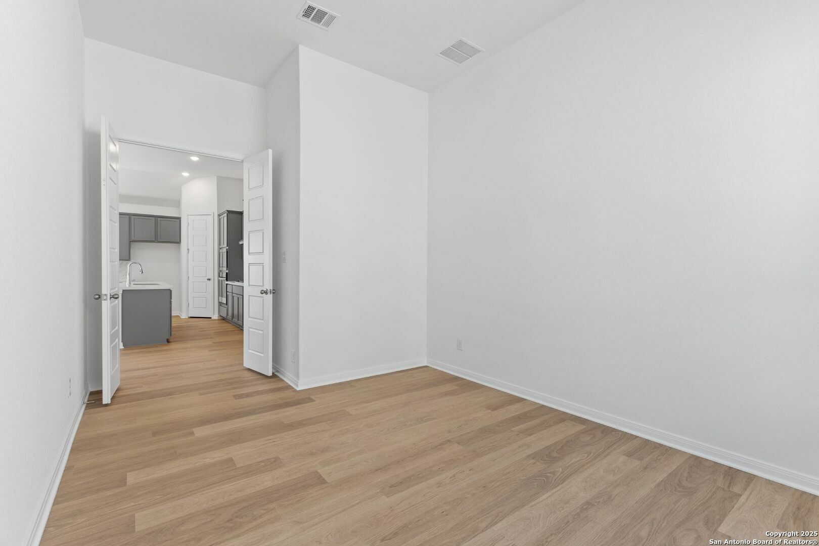 Property Photo: 2608 Sueno Point TX 78245