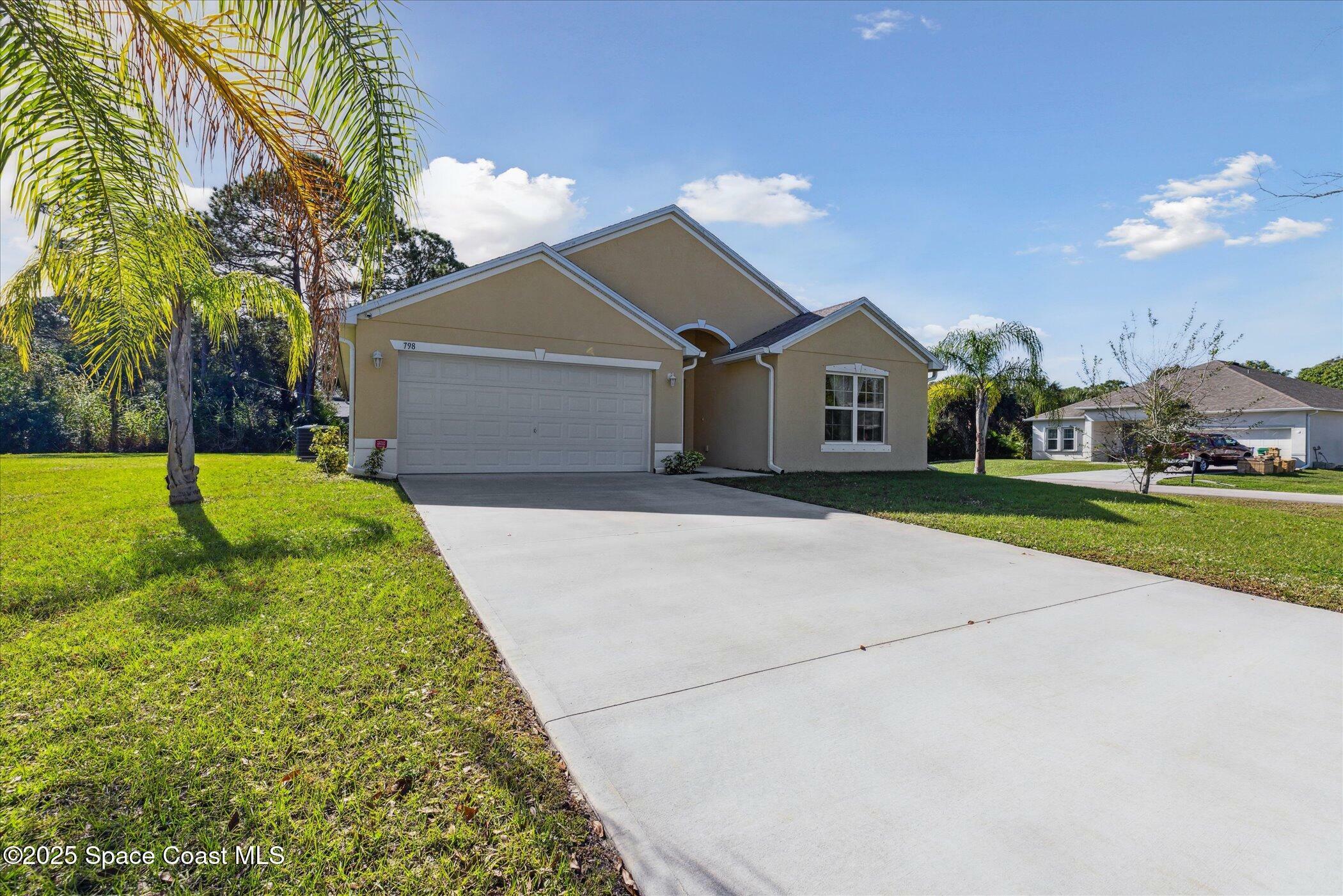 Property Photo: 798 Tuxedo Terrace FL 32958