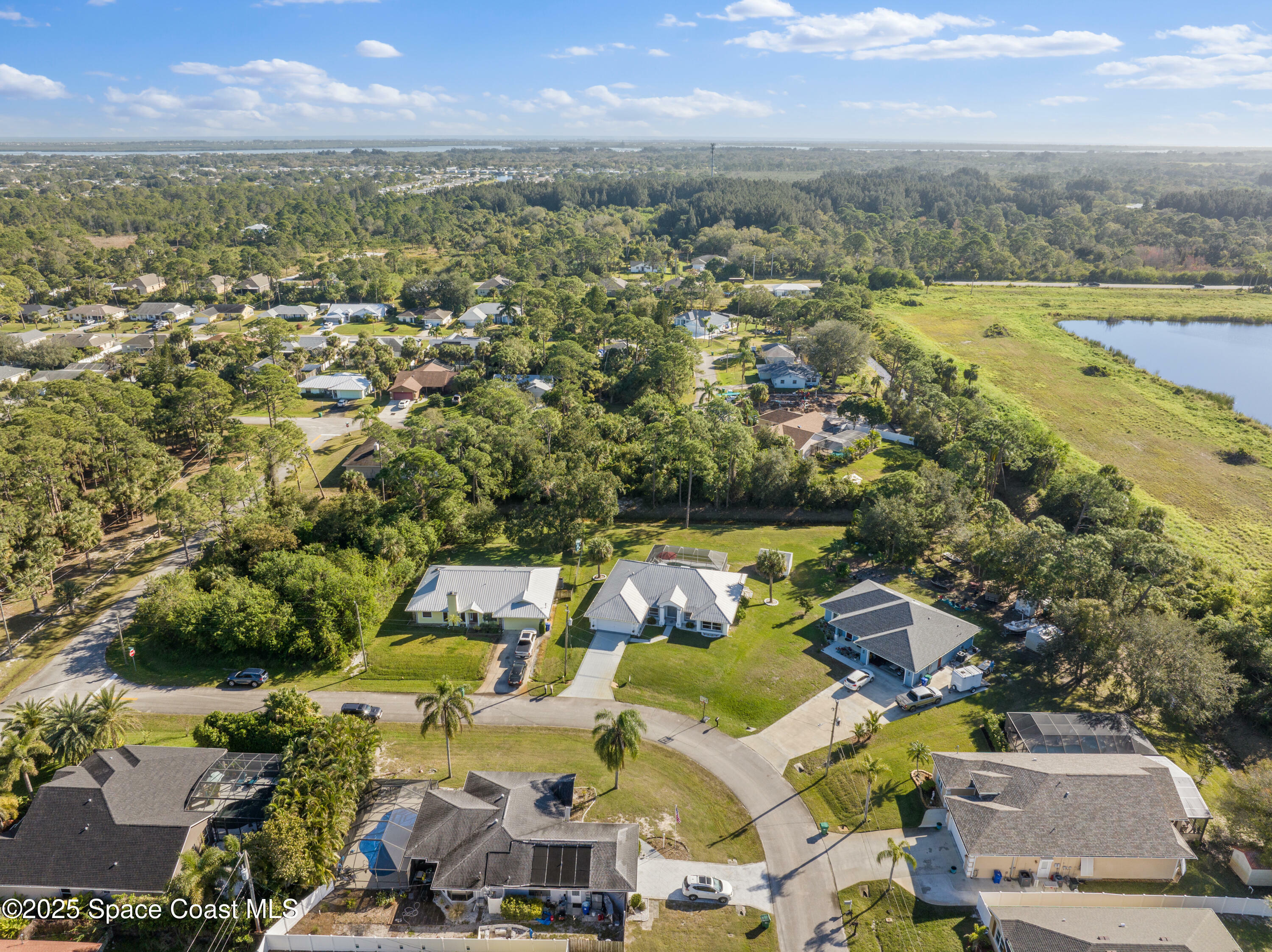 Property Photo:  105 Melton Avenue  FL 32958 