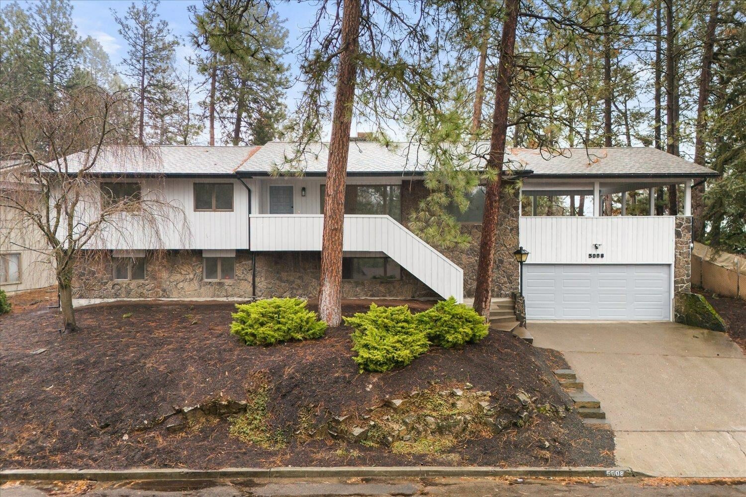 Property Photo:  5008 N Vista View Cir  WA 99212 