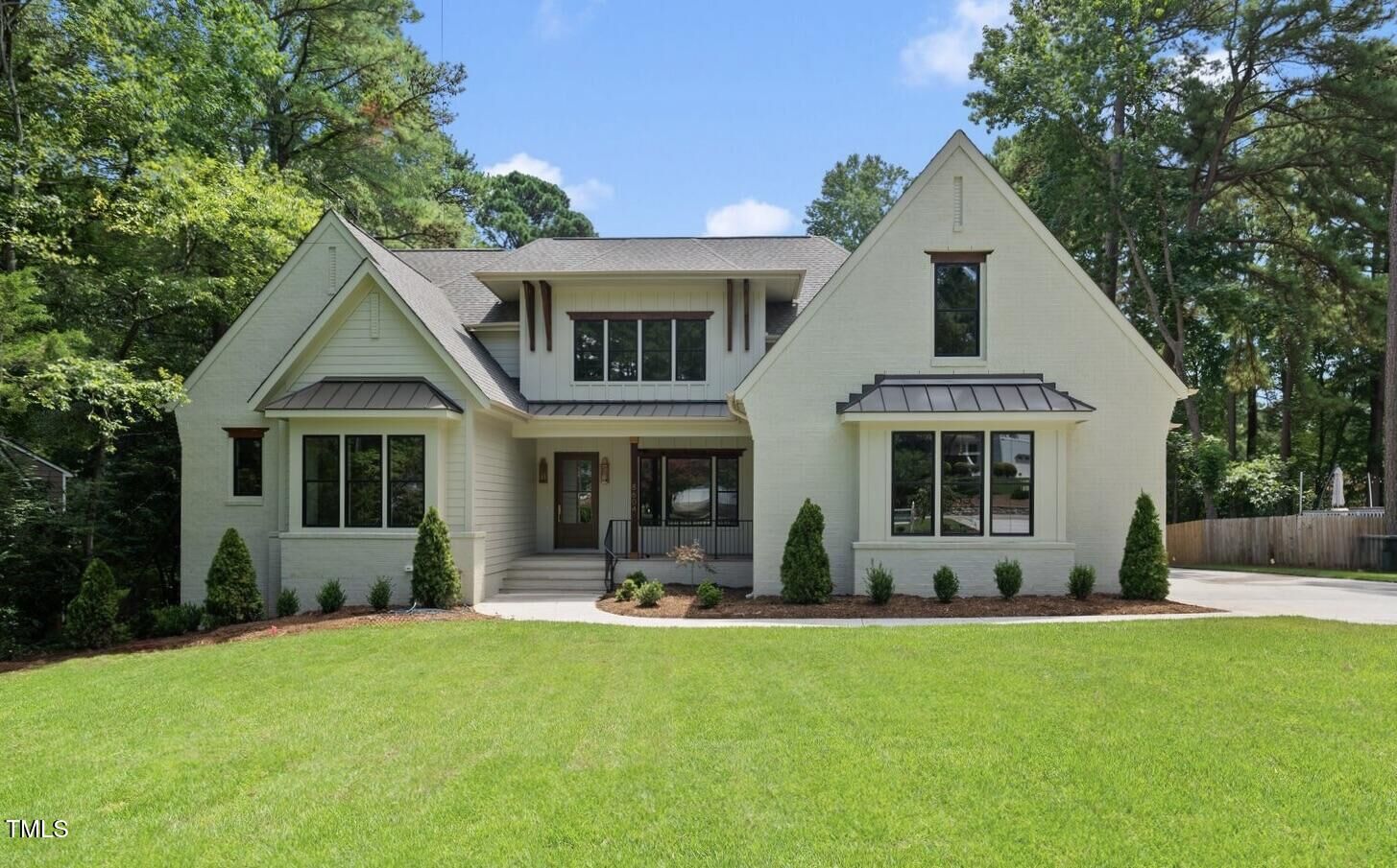 Property Photo: 8604 Windjammer Drive NC 27615