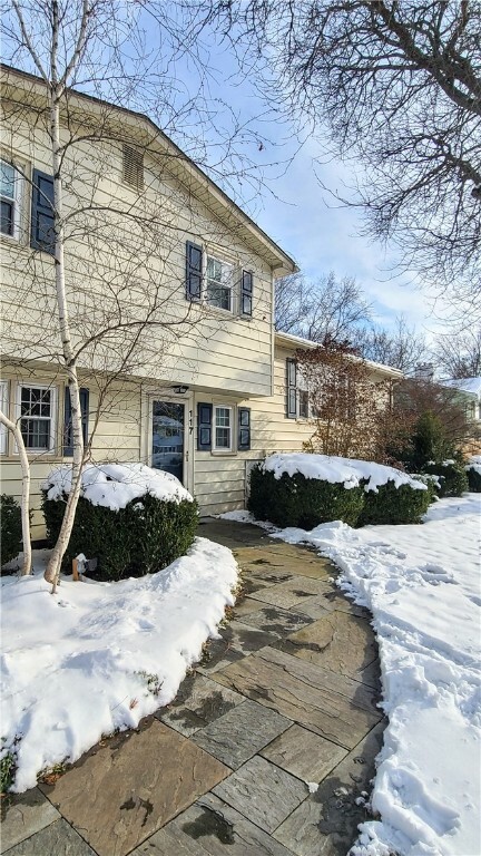 Property Photo:  117 Warwick Place  NY 14850 