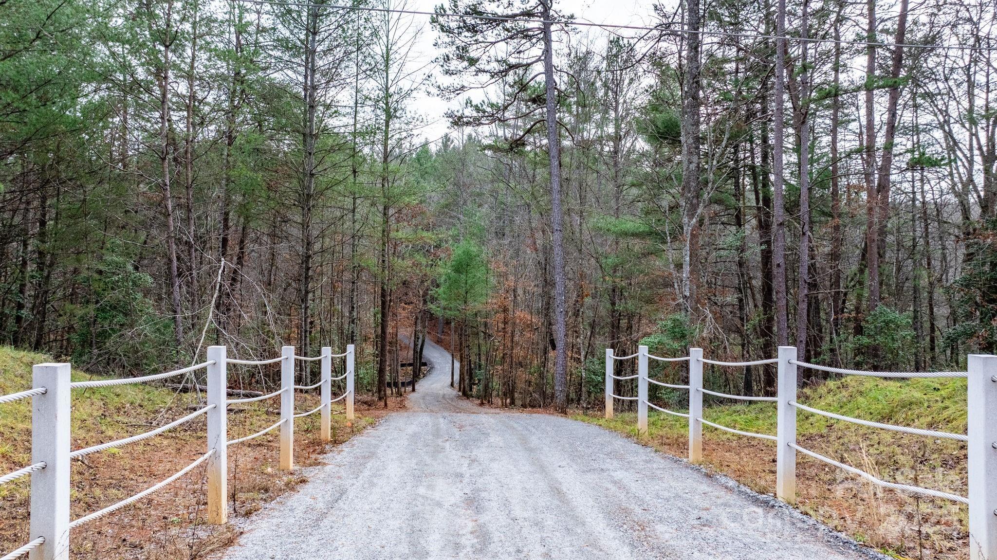 Property Photo: 2910 Taylorsville Road NC 28645