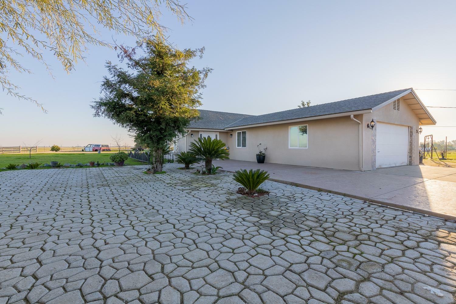 Property Photo:  36950 Lexington Avenue  CA 93636 