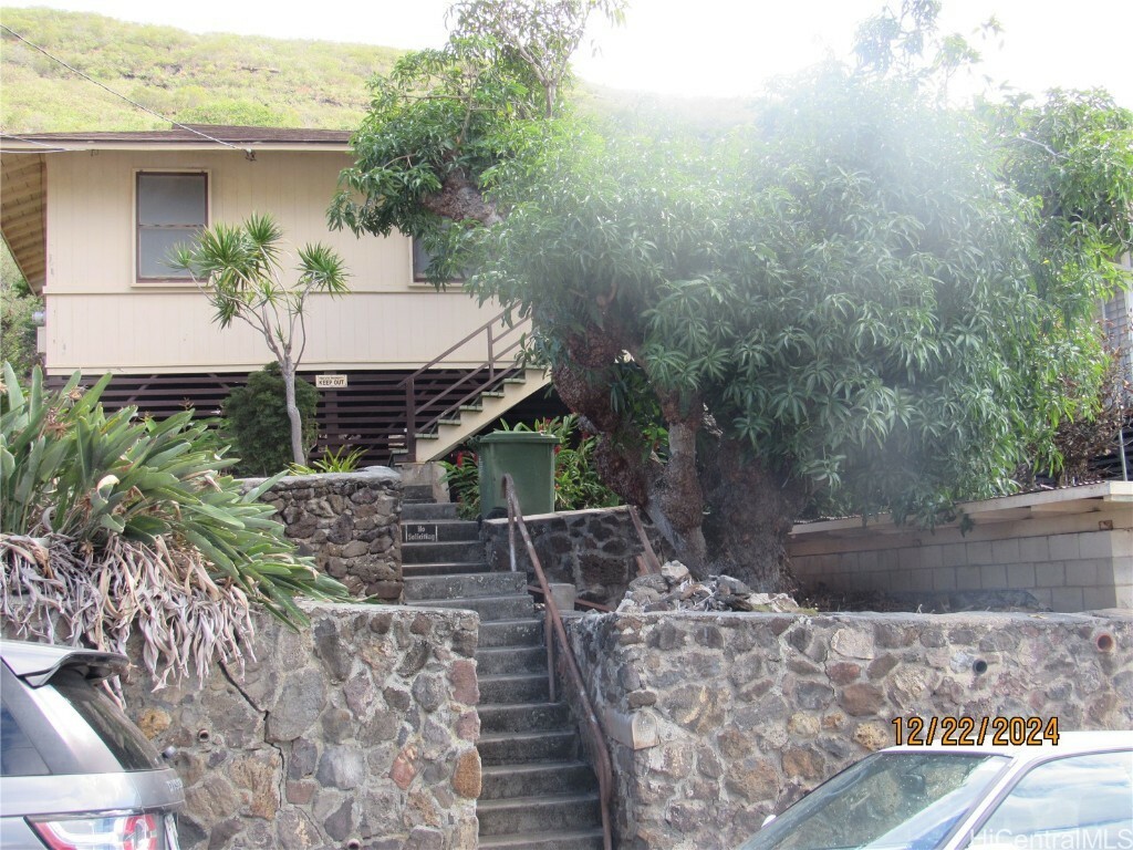1503 Ainakoa Avenue  Honolulu HI 96821 photo