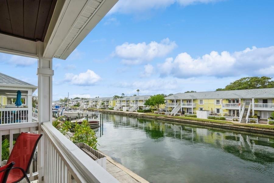 Property Photo: 5005 Coquina Key Drive SE FL 33705