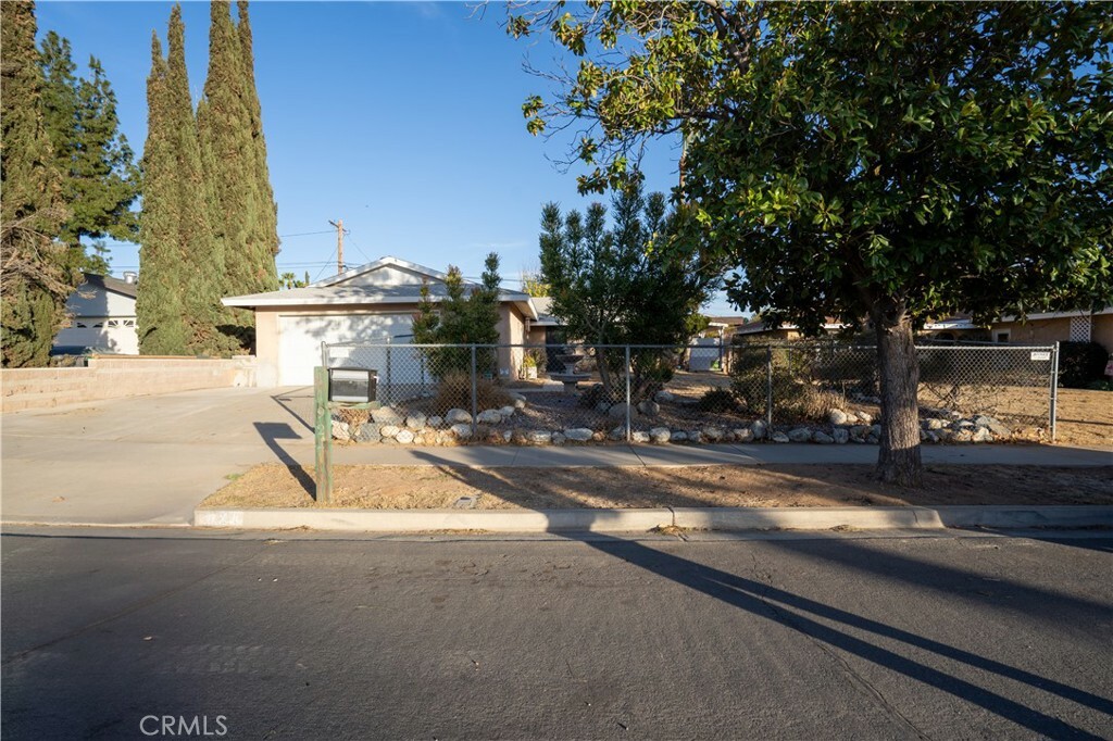 Property Photo:  11924 Welby  CA 92557 