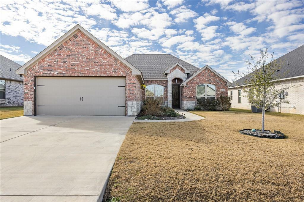 3318 Windcrest Drive  Granbury TX 76049 photo