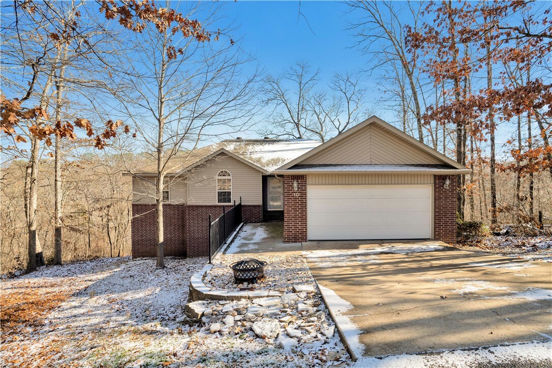 Property Photo:  10 Duddington Lane  AR 72714 