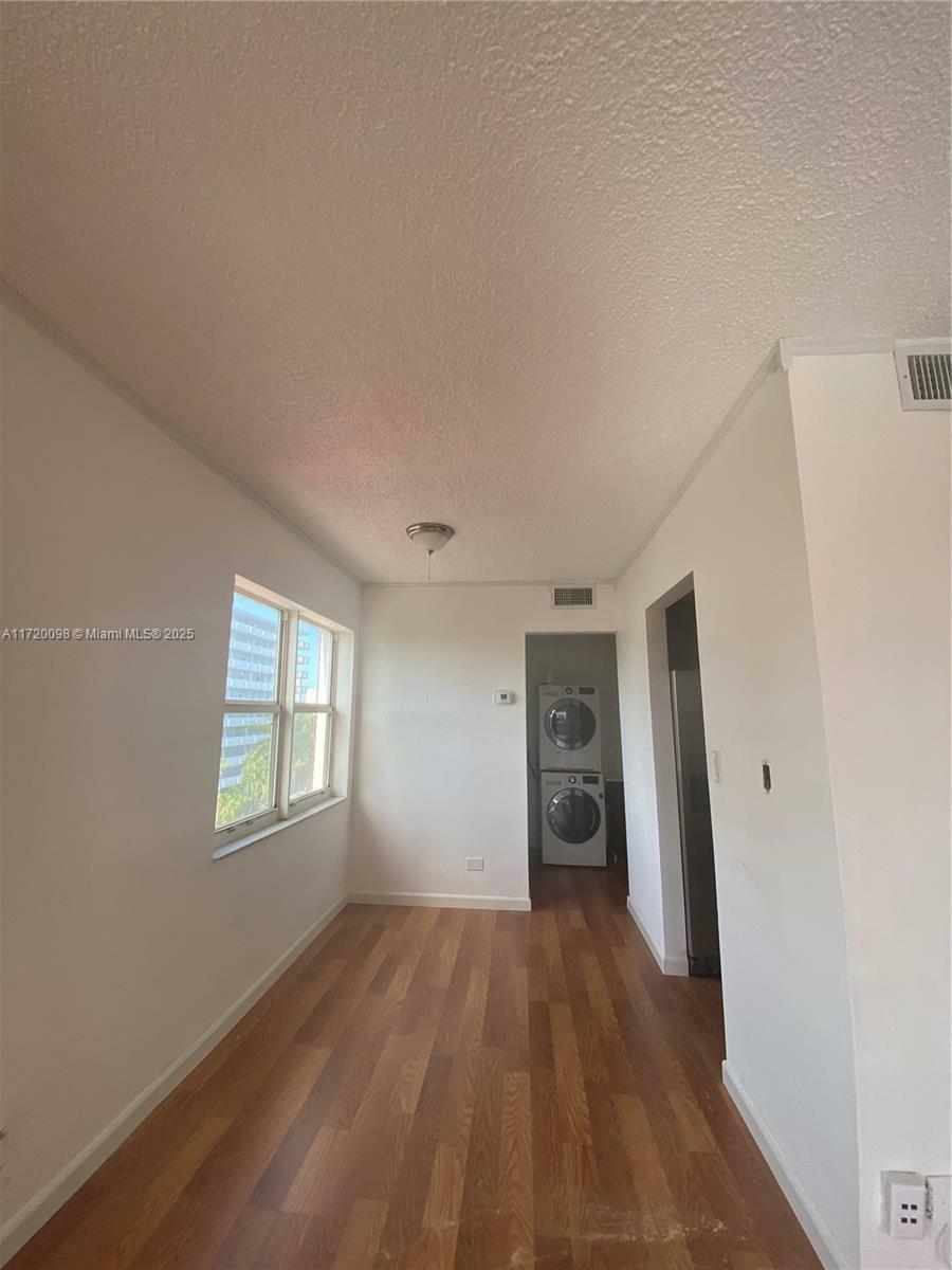 Property Photo:  3660 NE 166th St 516  FL 33160 