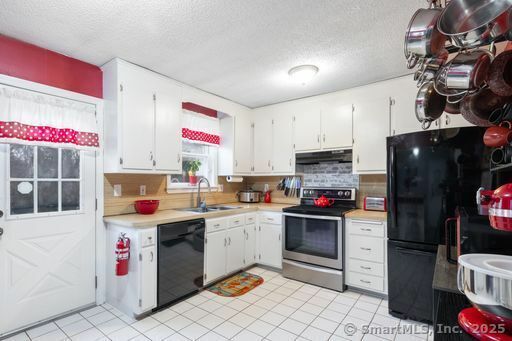 Property Photo:  45 Franklin Avenue  CT 06779 