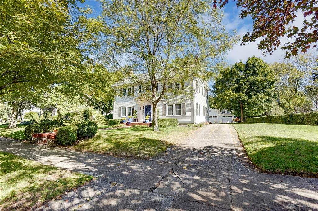 1812 Crescent Drive  Springfield OH 45504 photo