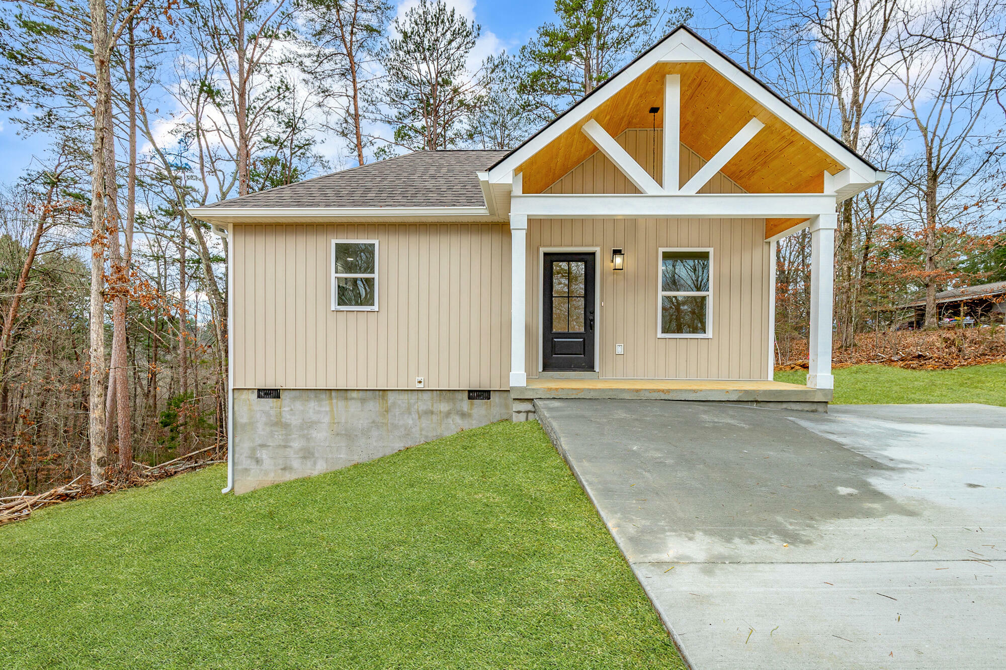 Property Photo: 287 Dogwood Lane TN 37327