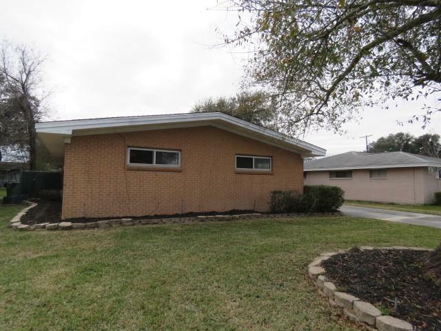 Property Photo:  3537 Drexel Avenue  TX 77642 