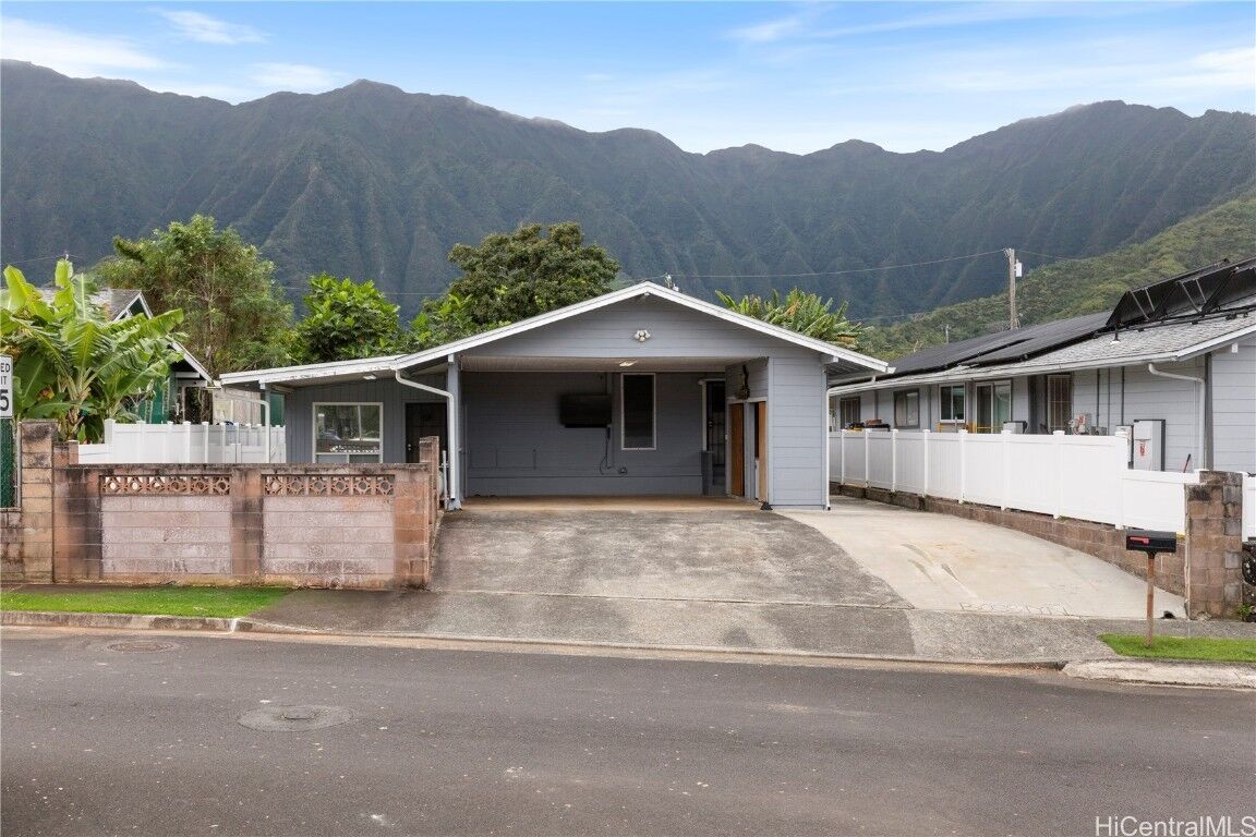 Property Photo: 47-392 Keohapa Place HI 96744