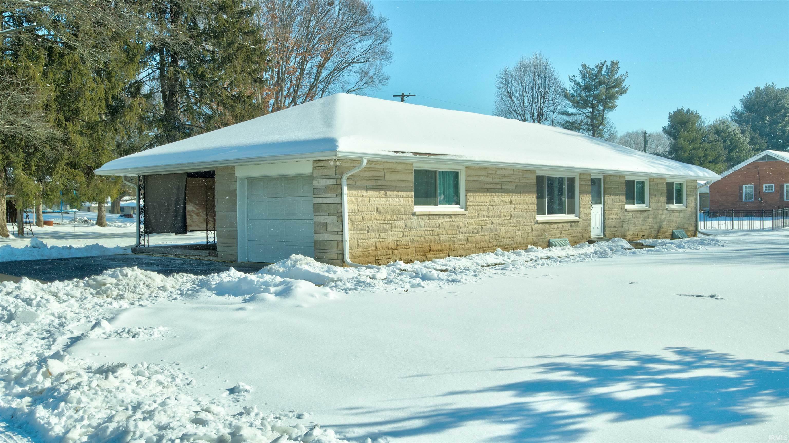 Property Photo:  2700 Avondale Road  IN 47591-6704 