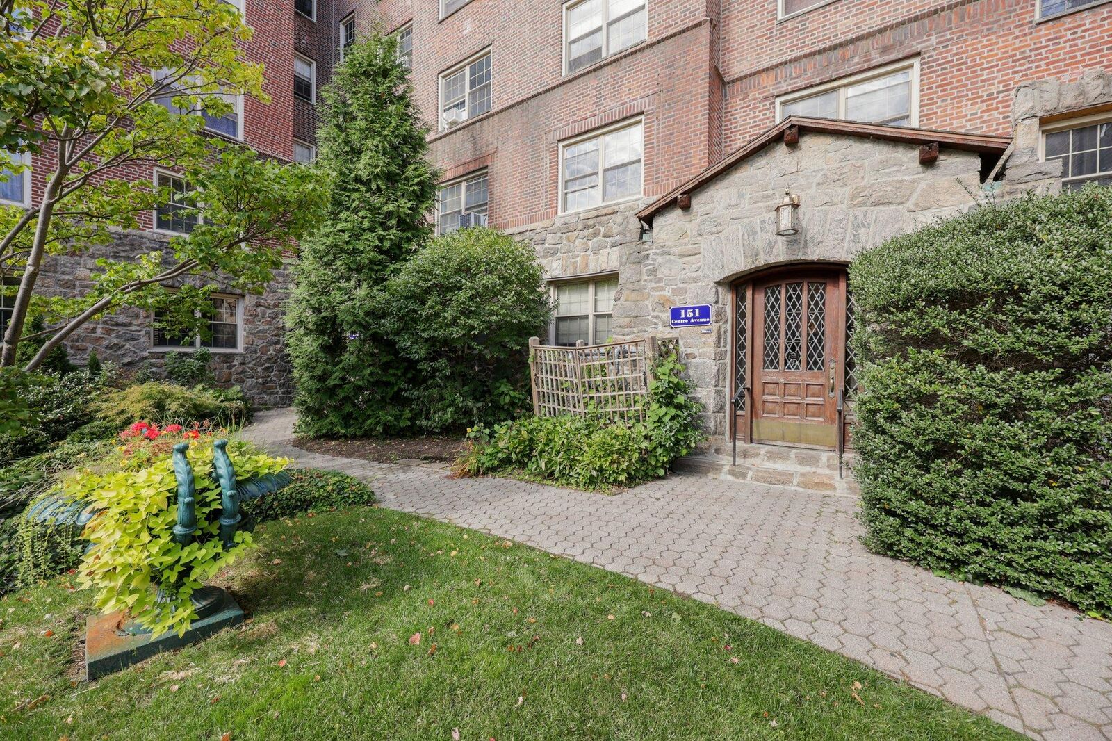 Property Photo: 151 Centre Avenue 1B NY 10805