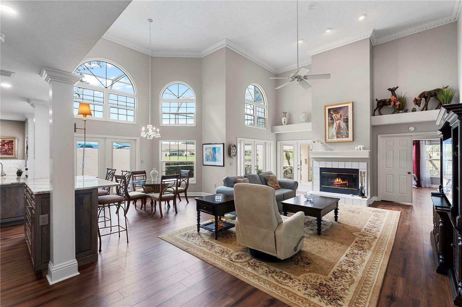 Property Photo: 418 Cardiff Road FL 34293