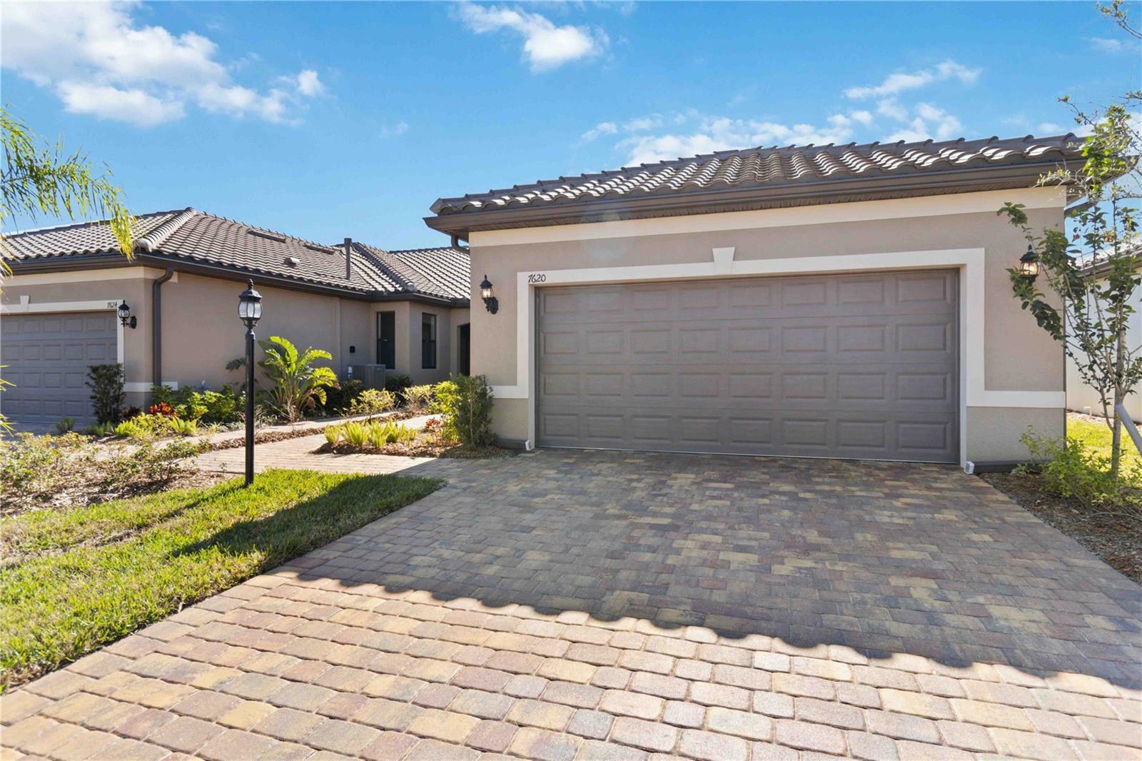 Property Photo:  7620 Summerland Cove  FL 34202 