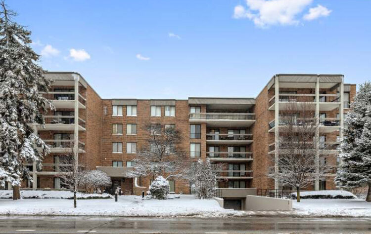 Property Photo:  1020 N Harlem Avenue 1D  IL 60305 