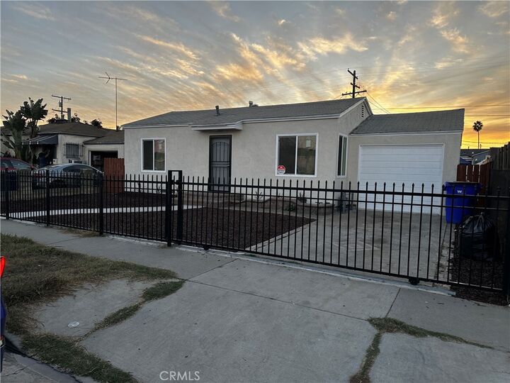 Property Photo:  14423 S Keene Avenue  CA 90220 