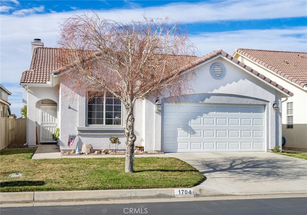 Property Photo:  1704 Ametista Drive  CA 92583 