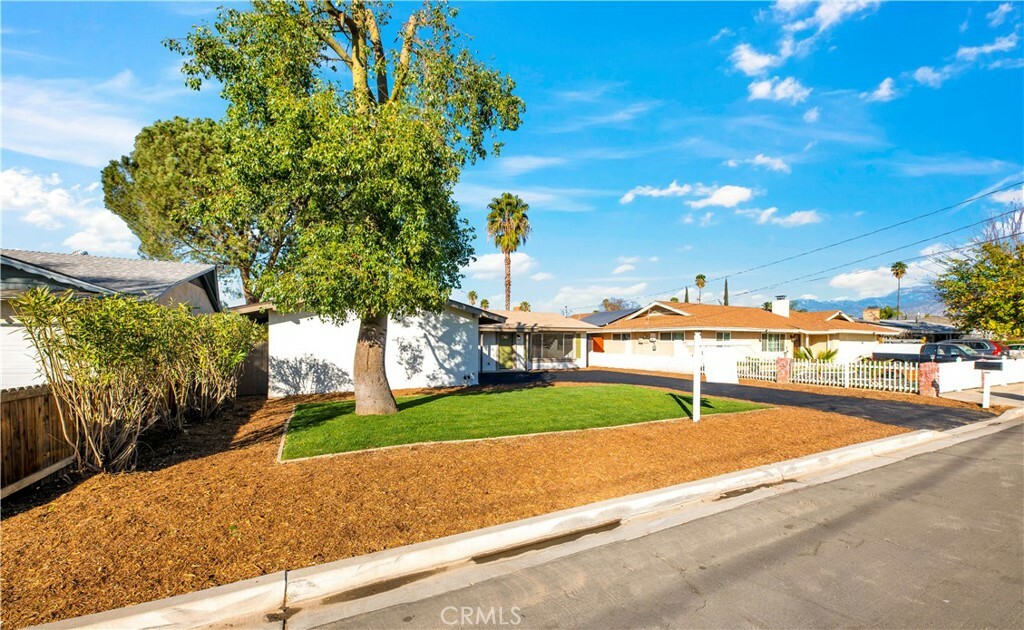 Property Photo:  40846 Boyer Avenue  CA 92544 