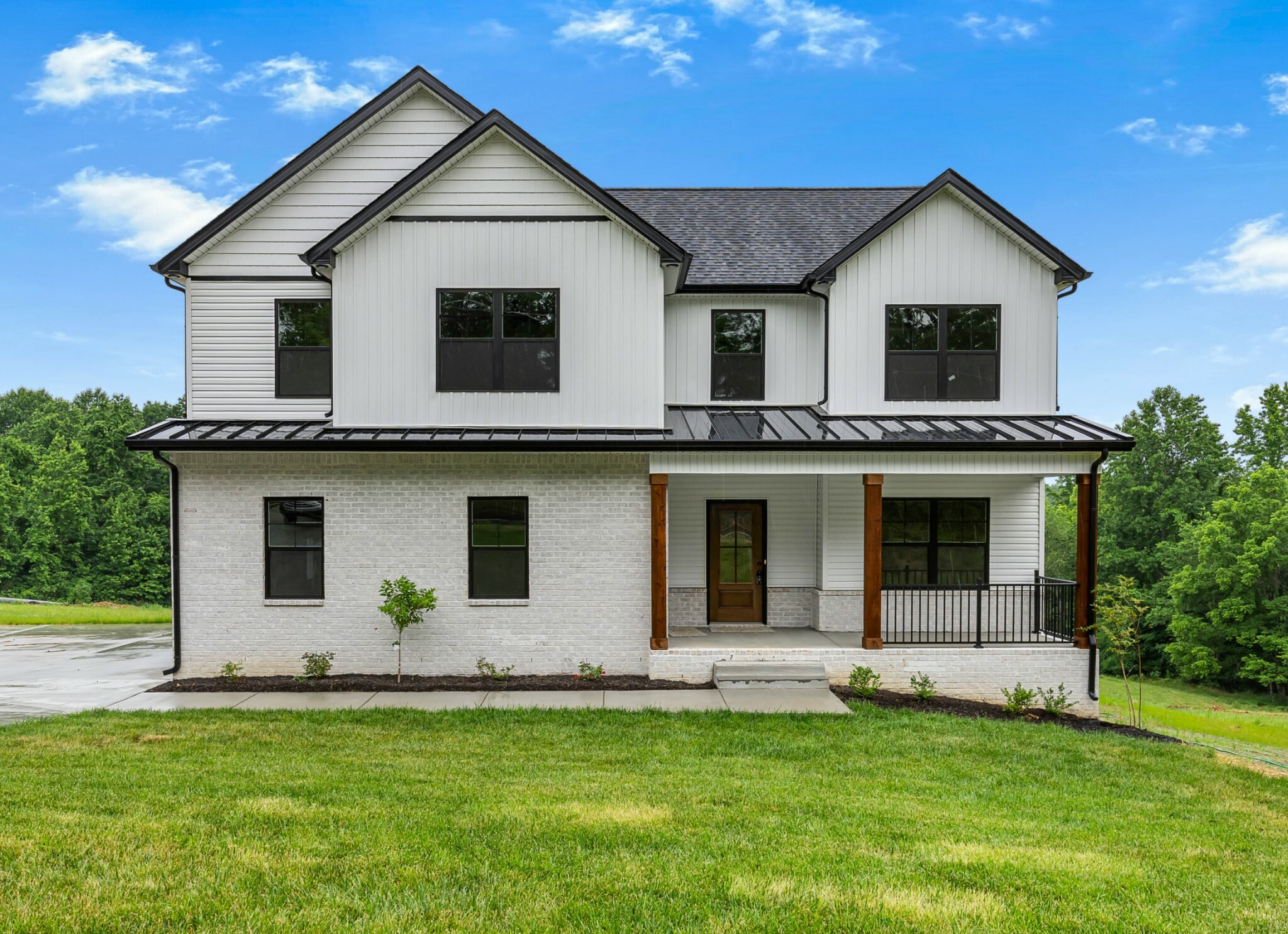 Property Photo: 983 Palmyra Rd TN 37040